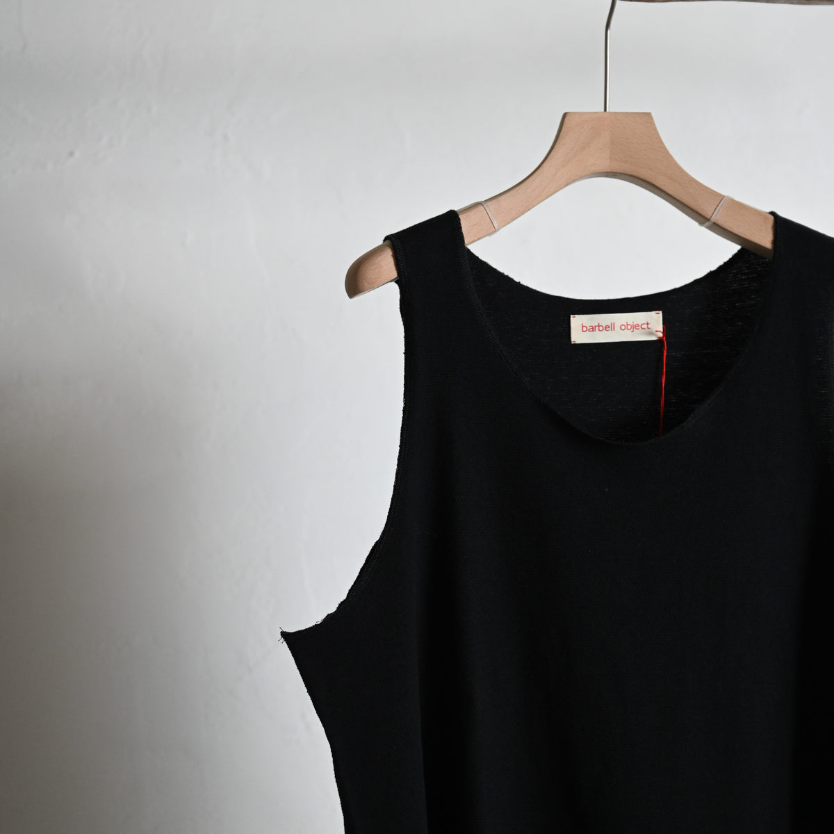 barbell object バーベルオブジェクト - liner top, black – coelacanth