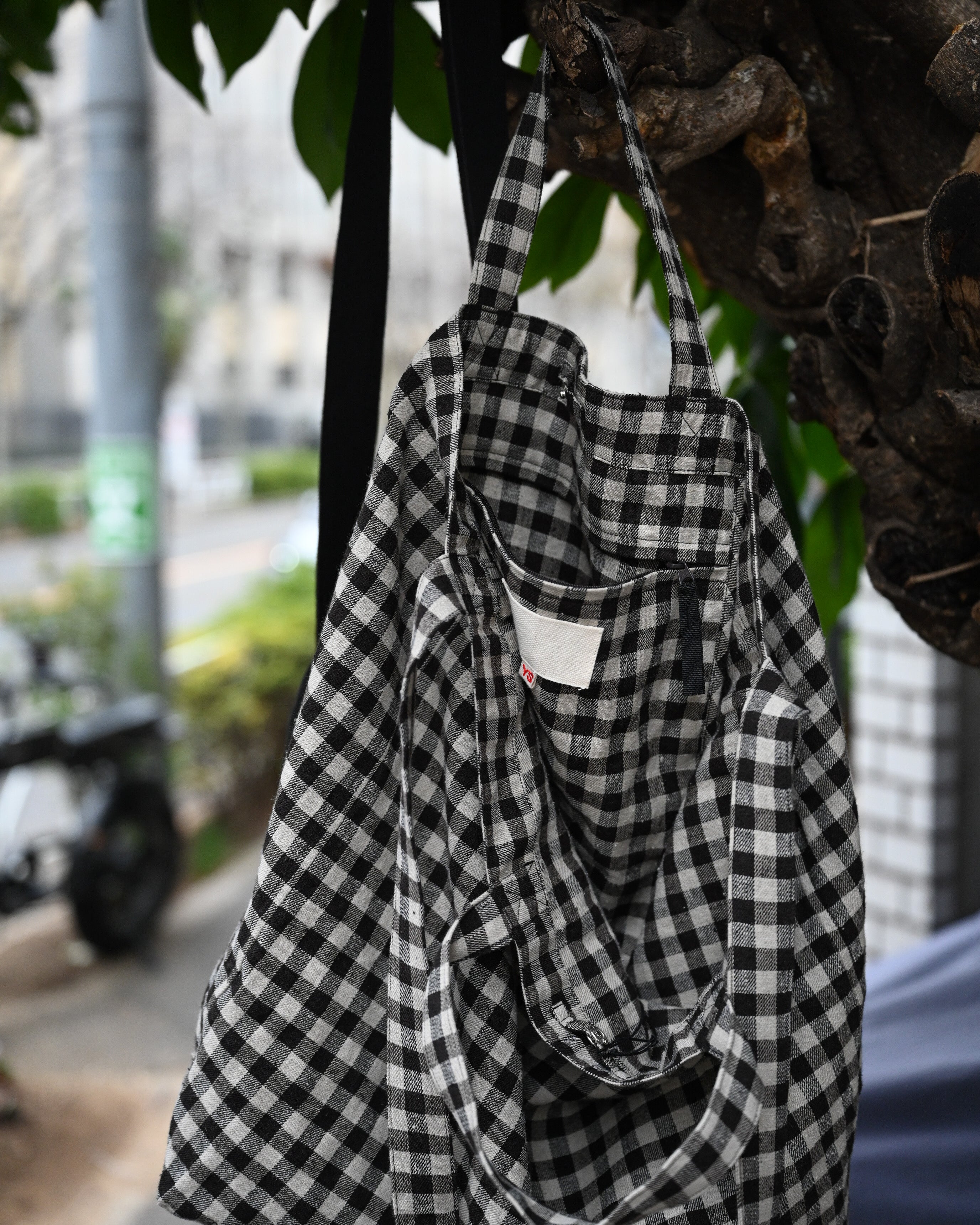 YOKO SAKAMOTO ヨーコサカモト - RESEARCHER BAG - LARGE, gingham YOKO SAKAMOTO ヨーコサカモト - RESEARCHER BAG - LARGE, gingham