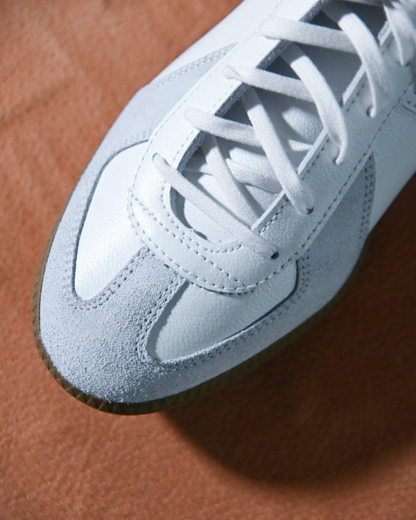 GERMAN TRAINER - Original Model, white.-Other-COELACANTH