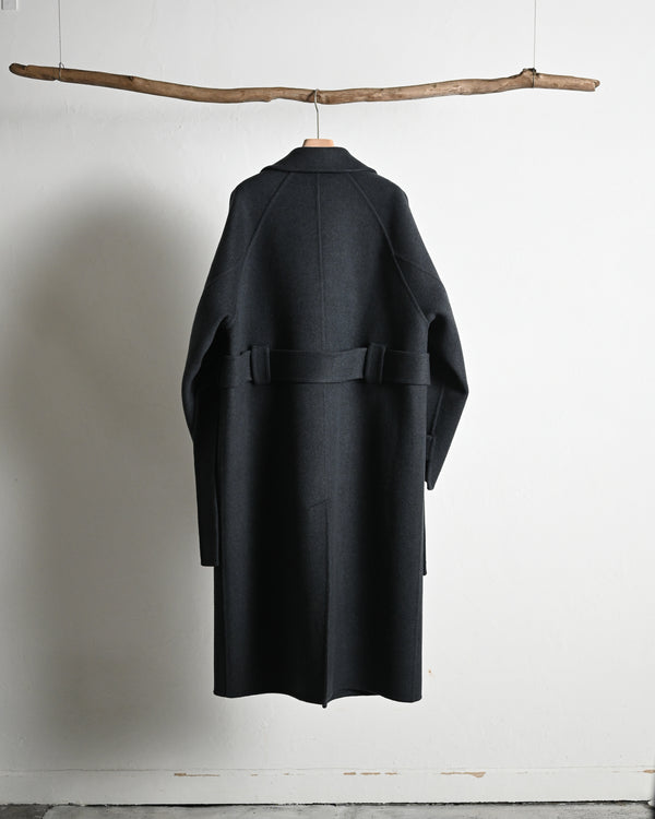 Extra Fine Wool Rever Raglan Coat