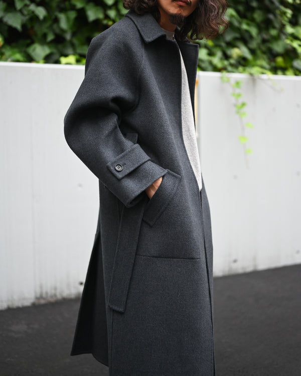 Extra Fine Wool Rever Raglan Coat