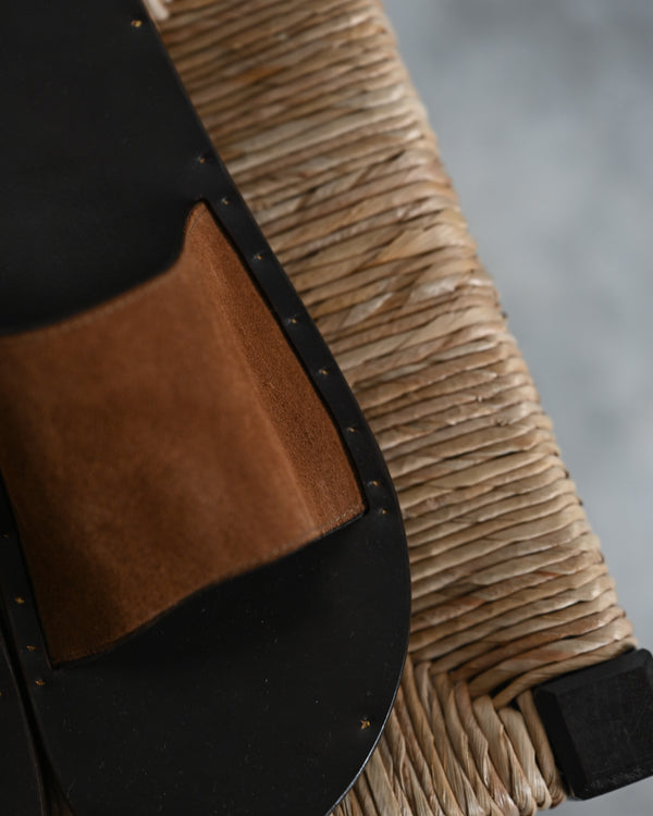 SIMONE Suede, Café
