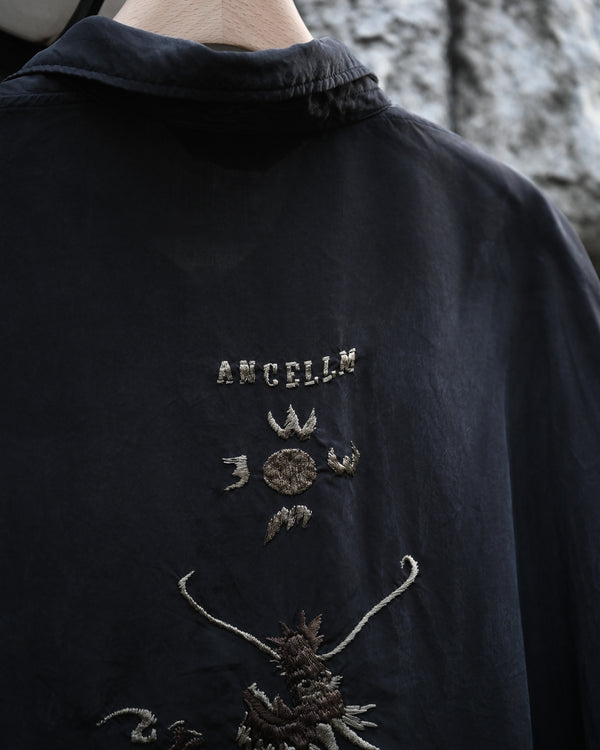 EMBROIDERED SOUVENIR SHIRT, black