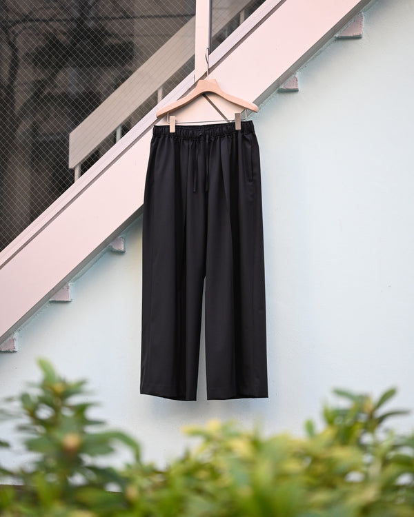 WOOL EXTRA WIDE TROUSERS, black
