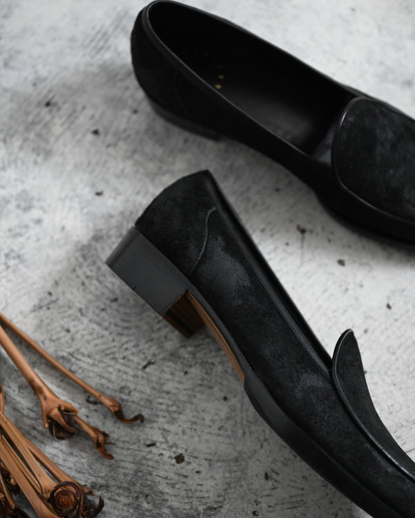 Re-lux, Waxed Ezojika Suede