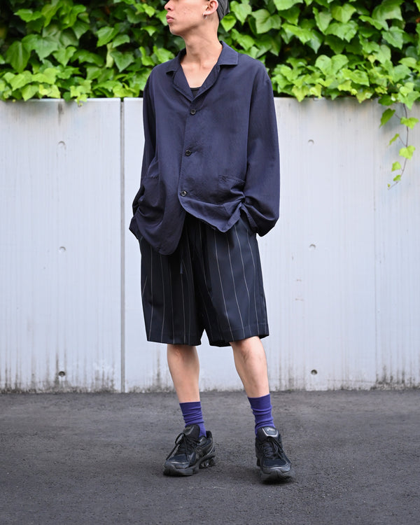 WOOL EXTRA WIDE SHORTS, navy stripe