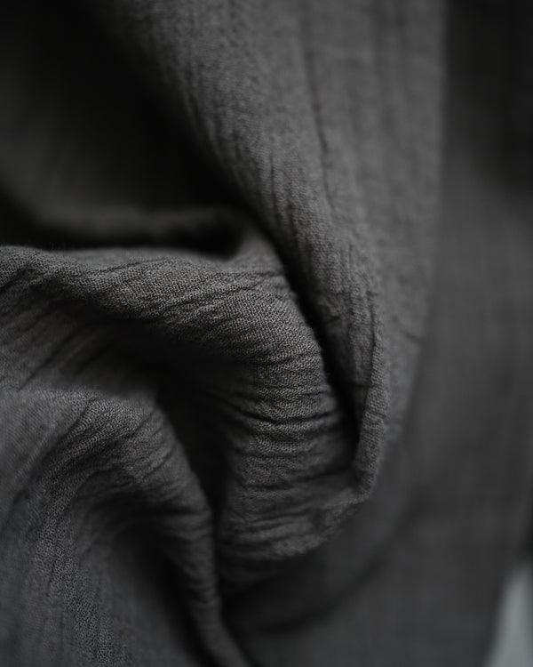 CREPE HALF ZIP SHIRT, brown