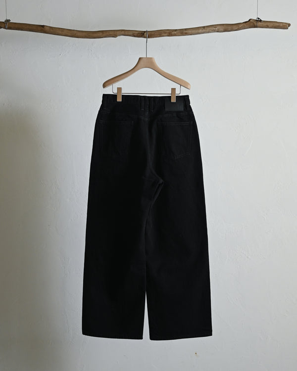 ASHLEY JEANS, BLACK DENIM