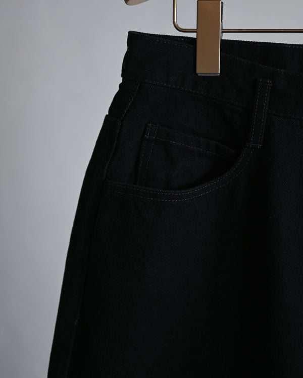 ASHLEY JEANS, BLACK DENIM