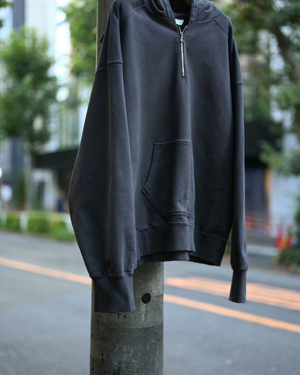 HALF ZIP HOODIE, black