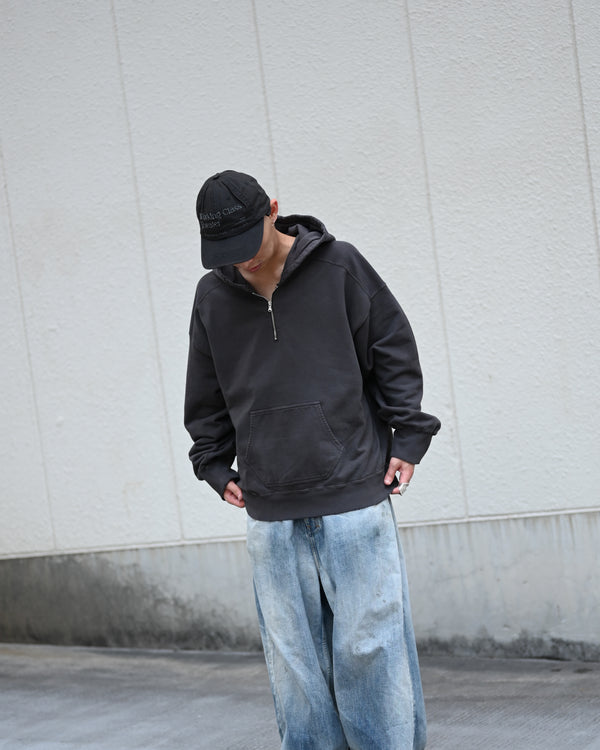 HALF ZIP HOODIE, black