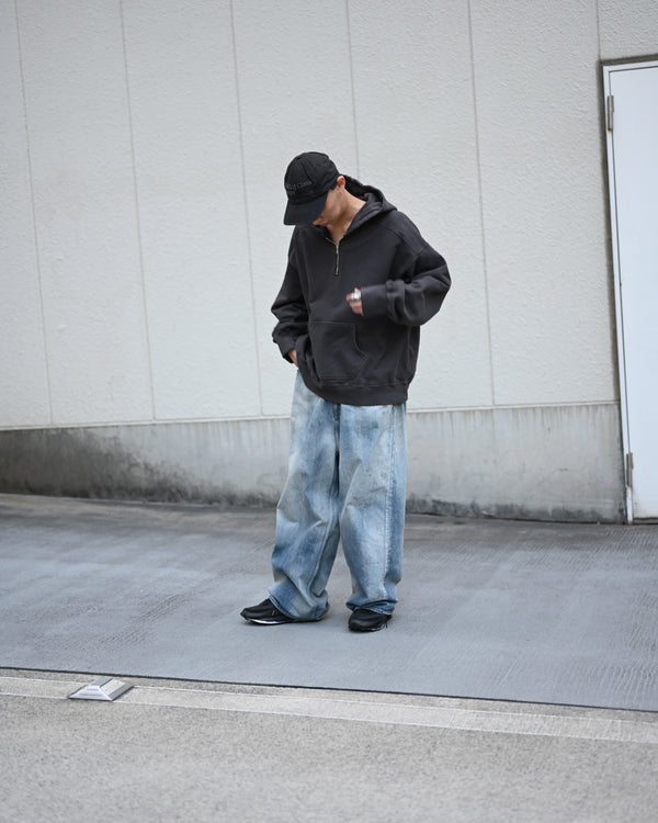 HALF ZIP HOODIE, black