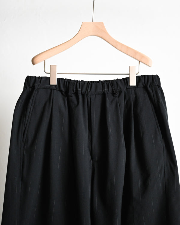 DOUBLE PLEATED WIDE EASY SHORTS, wool kasuri stripe