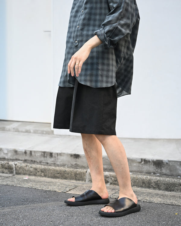 DOUBLE PLEATED WIDE EASY SHORTS, silk nep serge