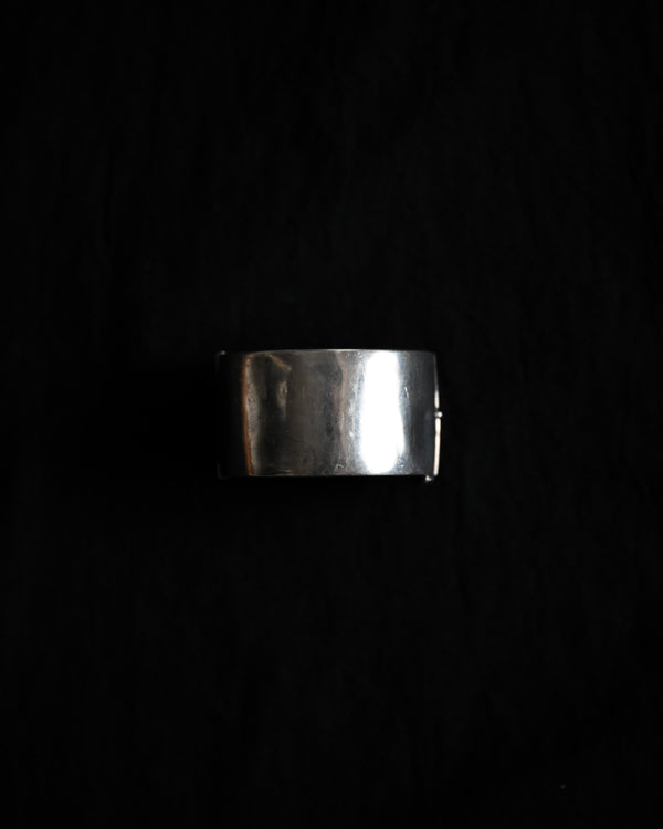 1956's Silver Bangles, AB002