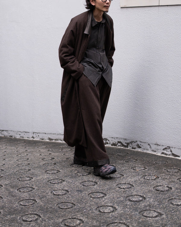 10 Tack pants