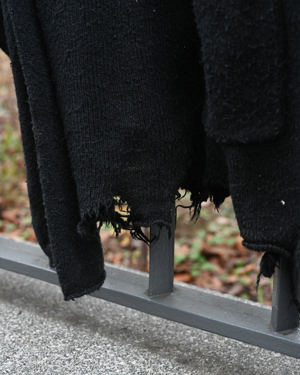 DAMAGE SILK UVNECK KINT, black