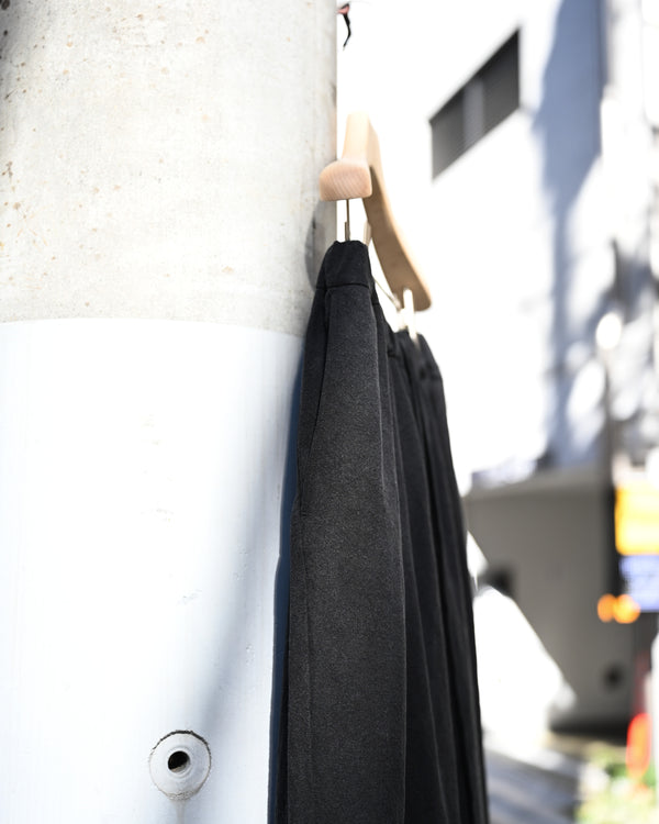 BAGGY EASY PANTS, max high count hemp, black