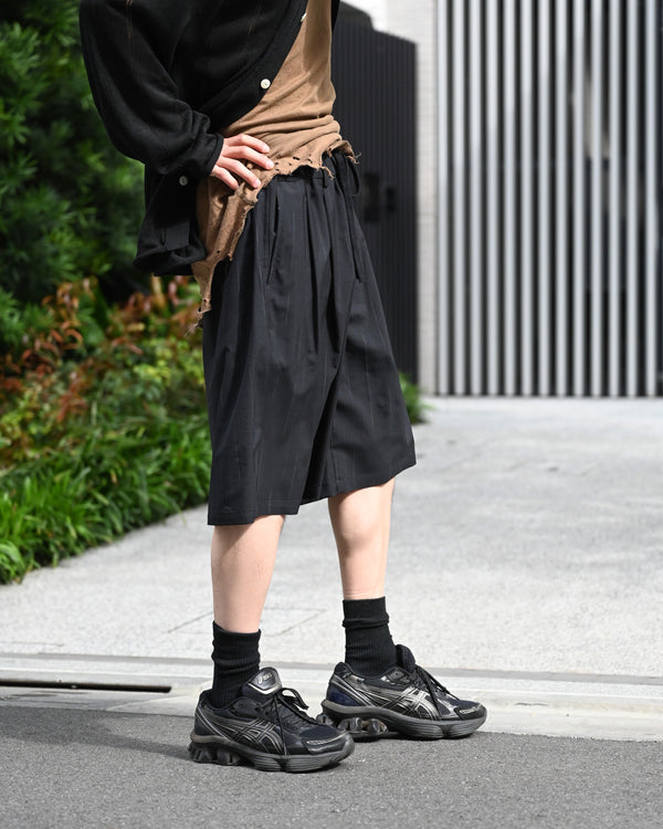 DOUBLE PLEATED WIDE EASY SHORTS, wool kasuri stripe