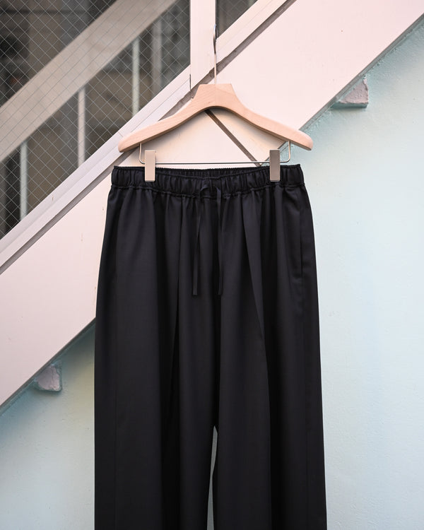 WOOL EXTRA WIDE TROUSERS, black