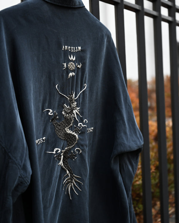 EMBROIDERED SOUVENIR SHIRT, navy