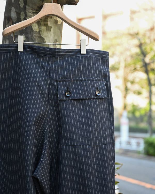 kakke shorts, navy stripe