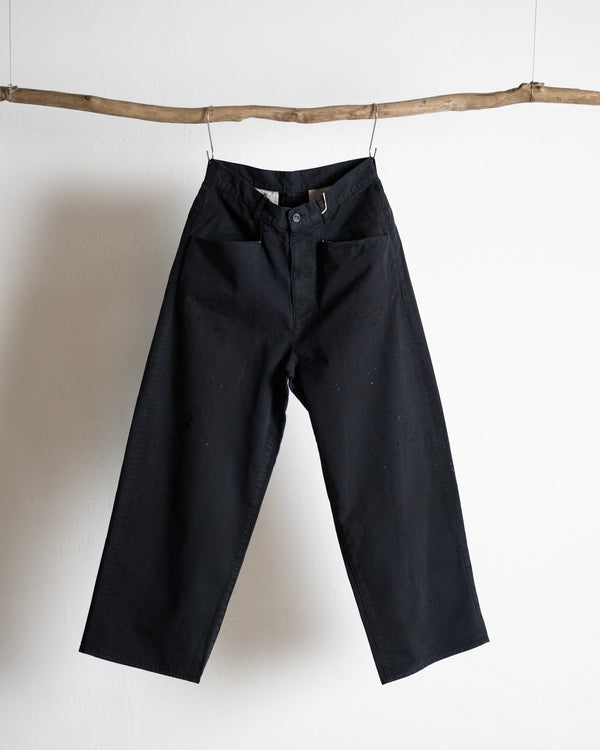 AGING CHINO SLACKS