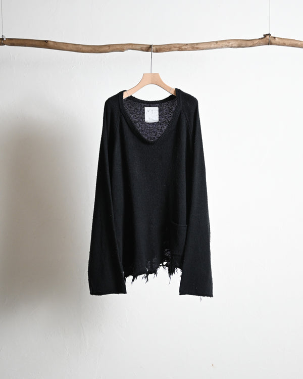 DAMAGE SILK UVNECK KINT, black