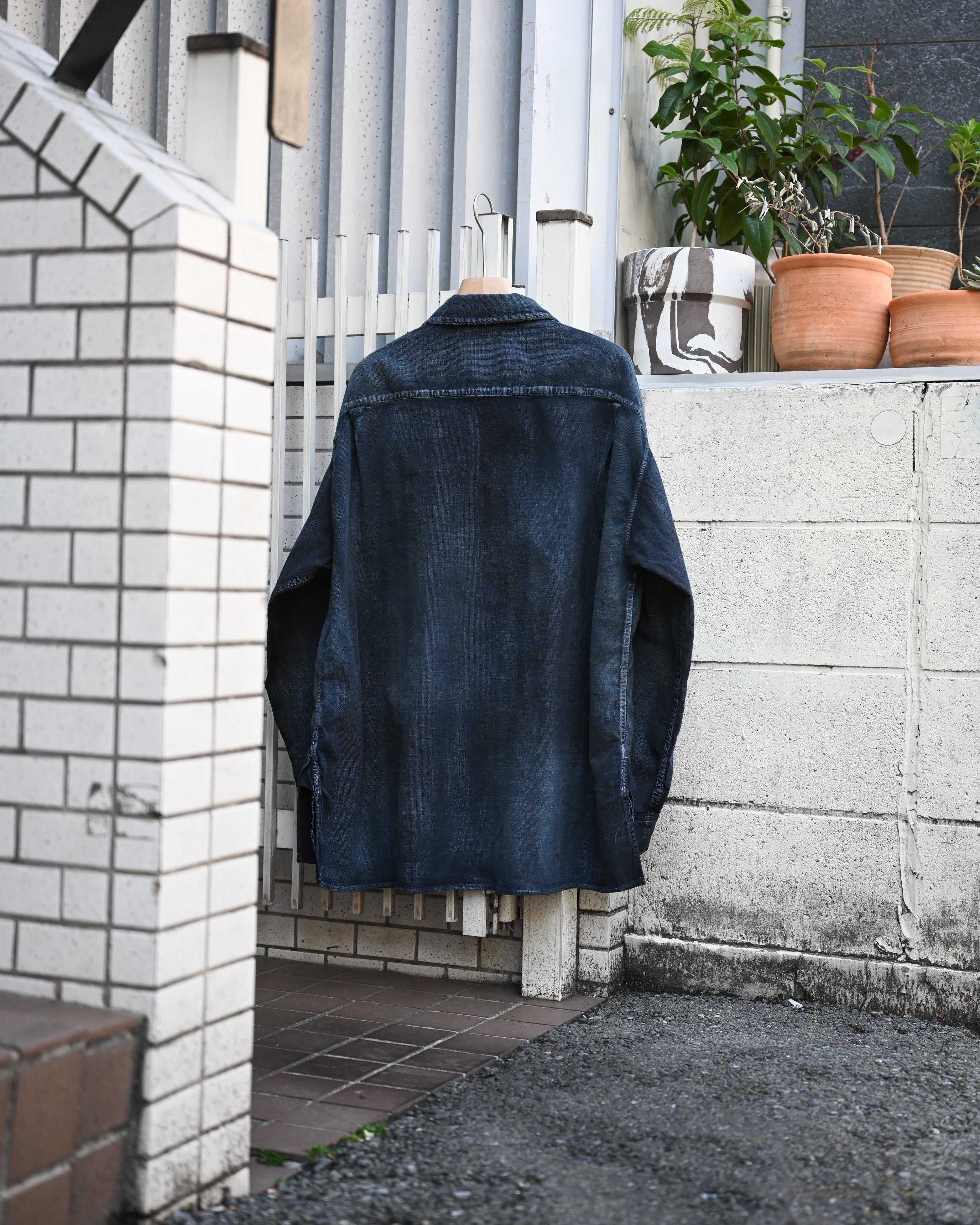 ANCELLM アンセルム - BRUSHSTROKE AGING SHIRT – coelacanth