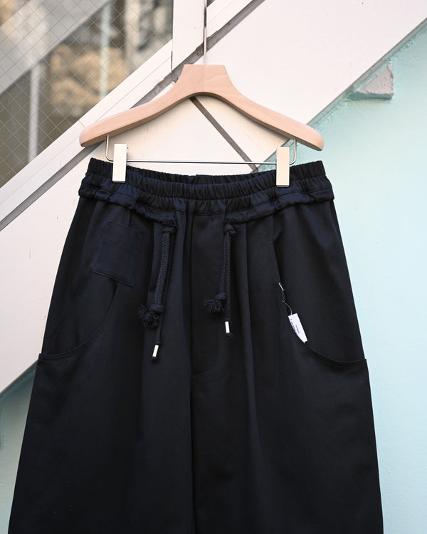 Jesse, short easy pants