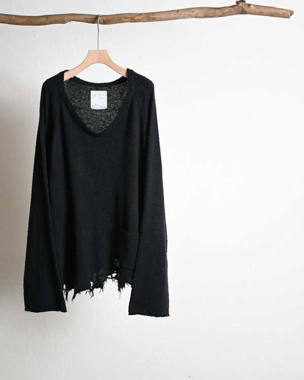 DAMAGE SILK UVNECK KINT, black