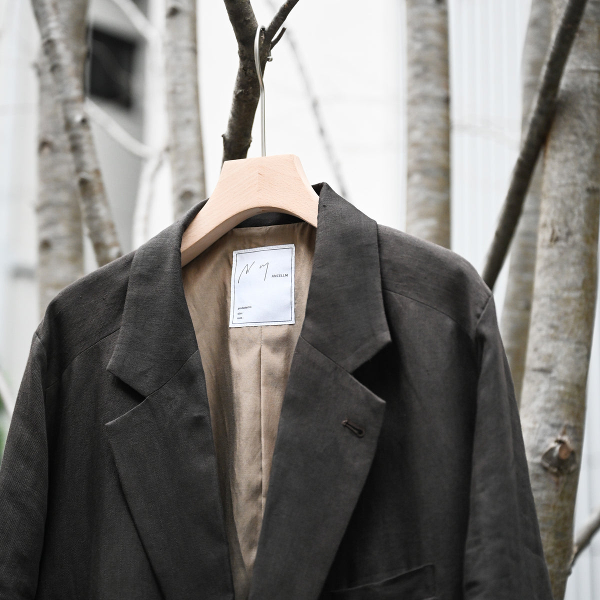 ANCELLM アンセルム - 100/S LINEN TAILORED JACKET, brown – coelacanth