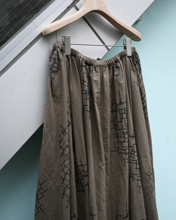 4PANEL SKIRT -kahki(print), lattice pattern
