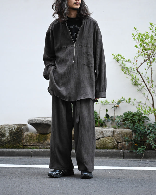 BELTED CREPE TUCK SLACKS, brown