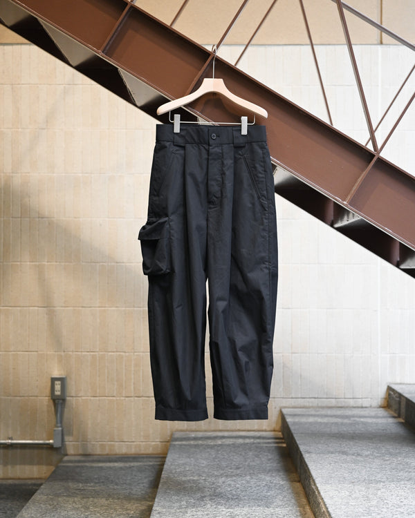 knick_ventile, black