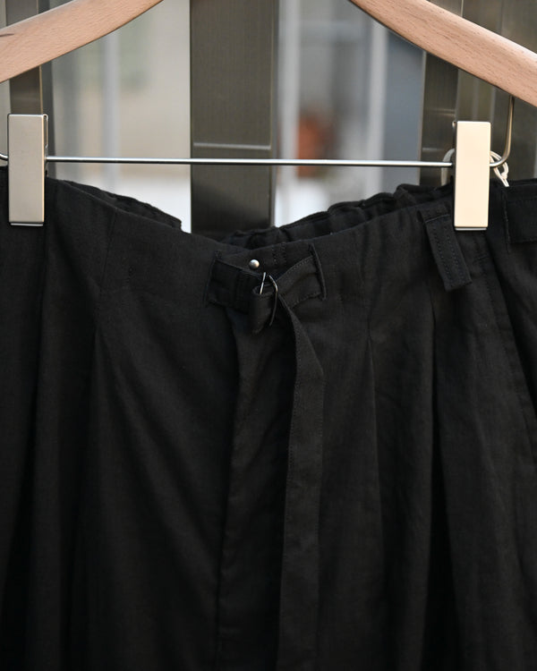 LINEN POPLIN BELT-LESS SLACKS