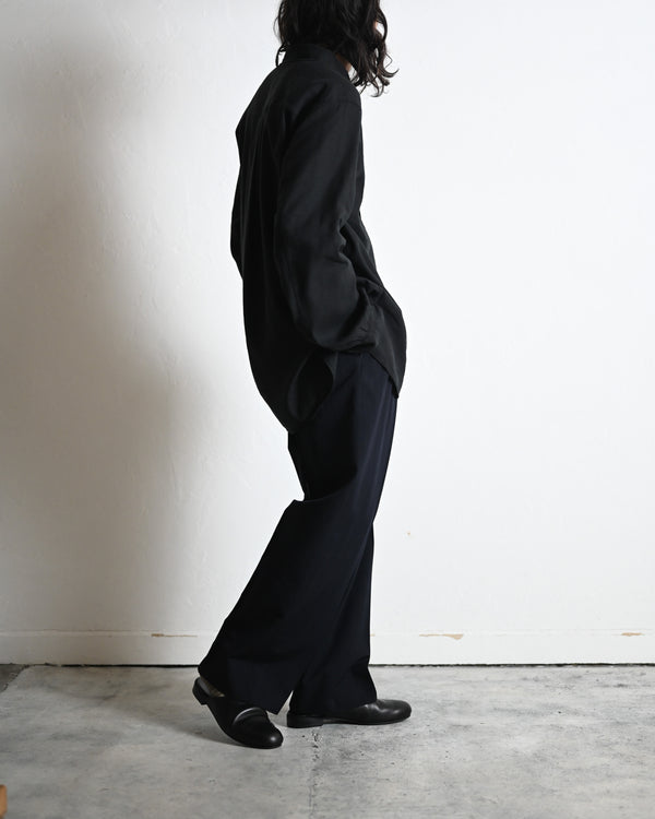 WOOL WASHI STRIPE TUCKED TROUSERS