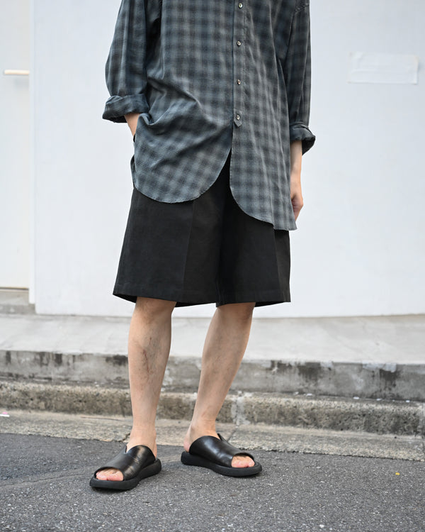 DOUBLE PLEATED WIDE EASY SHORTS, silk nep serge