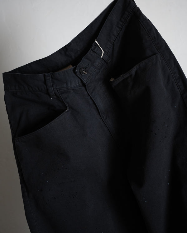 AGING CHINO SLACKS