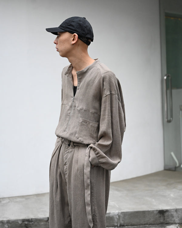 CREPE HALF ZIP SHIRT, greige