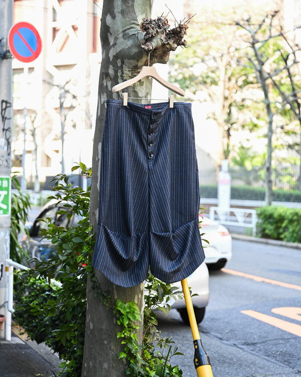 kakke shorts, navy stripe