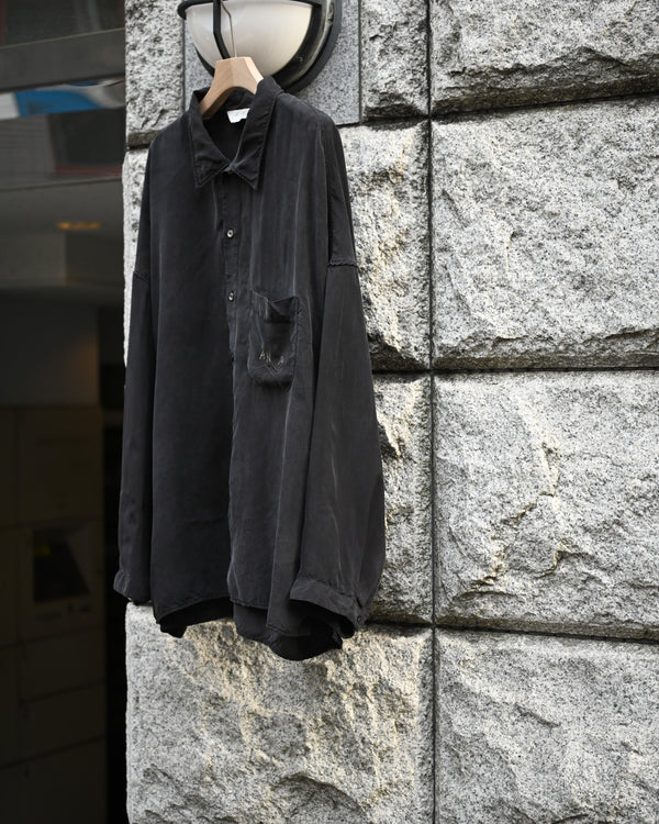 EMBROIDERED SOUVENIR SHIRT, black