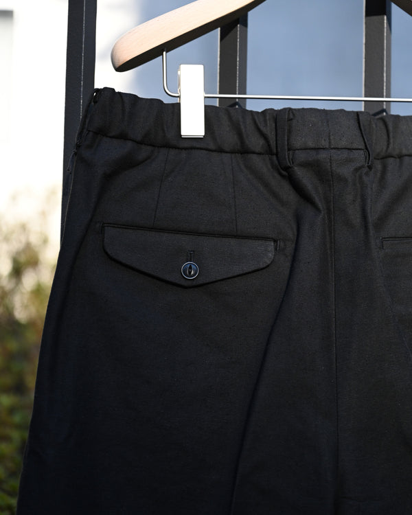 DOUBLE PLEATED WIDE EASY SHORTS, silk nep serge
