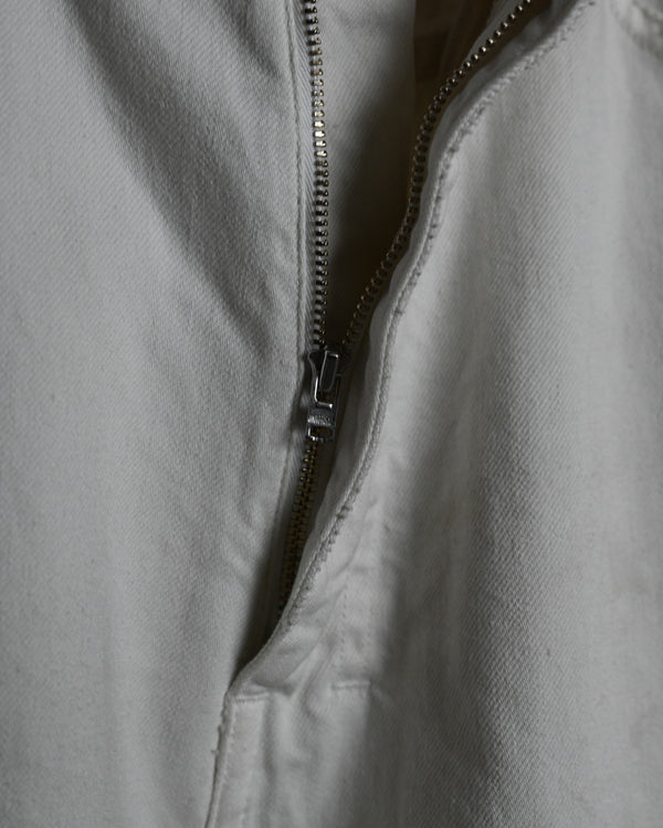 #05 AGING type-C, white