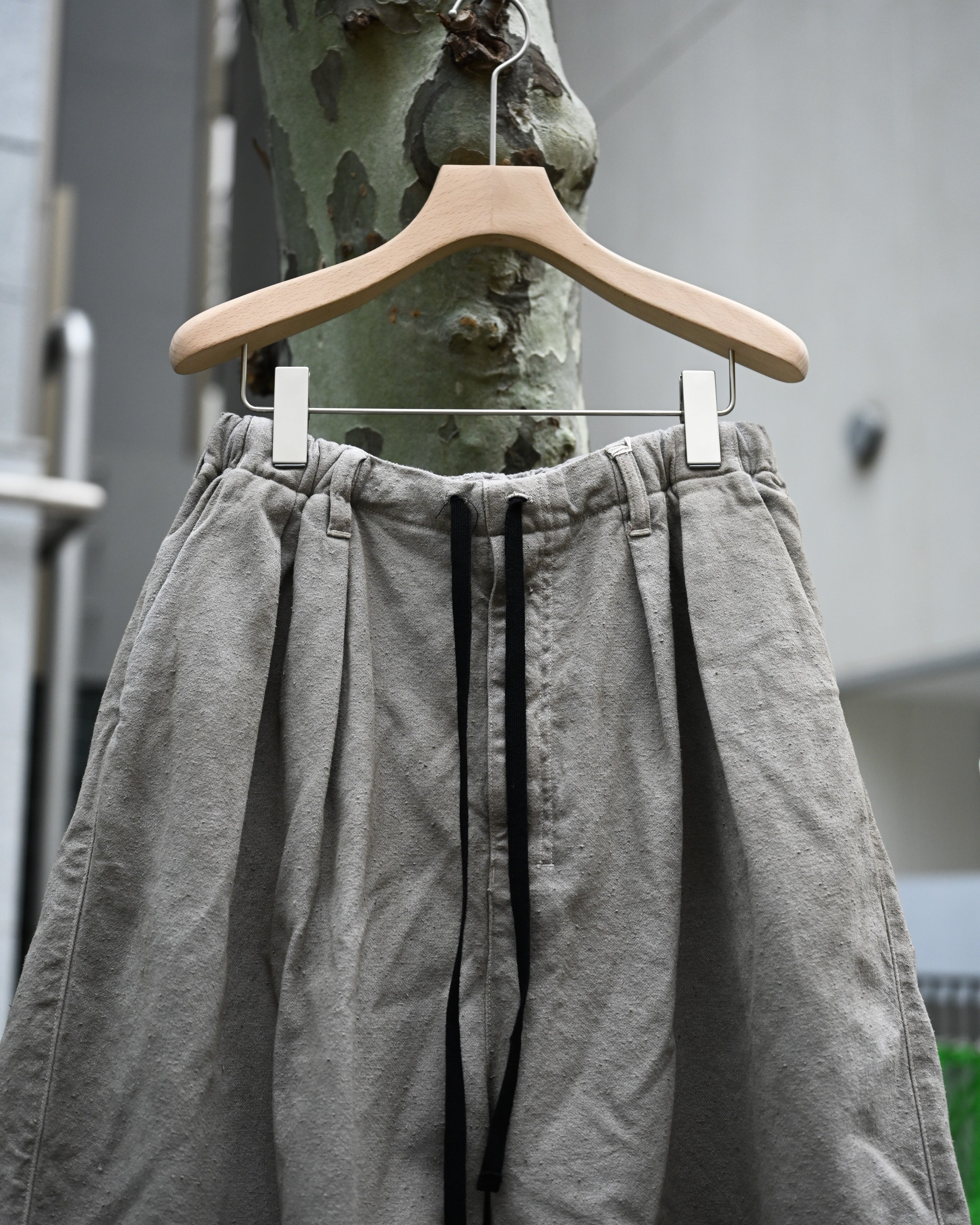 ANCELLM アンセルム - C/R DUCK SHORT PANTS, greige – coelacanth