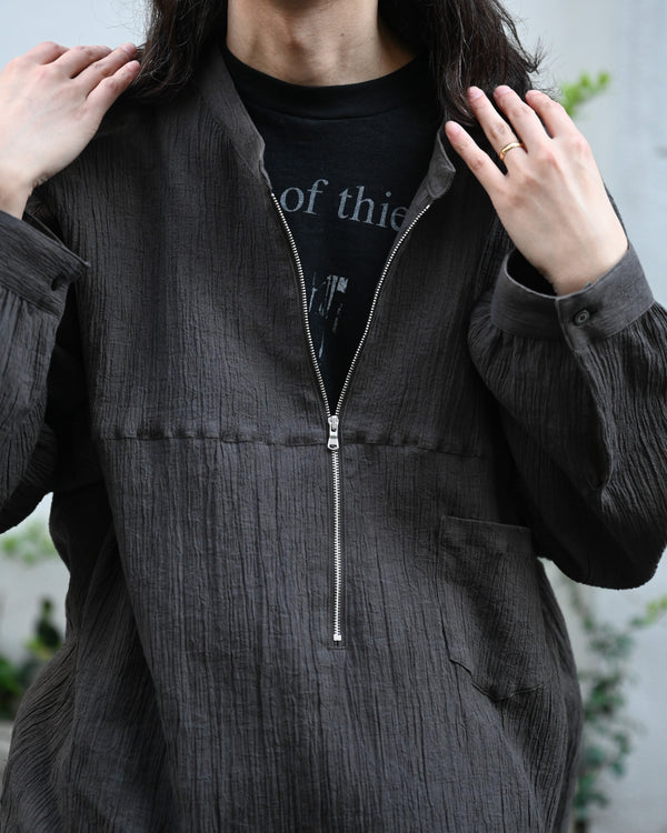 CREPE HALF ZIP SHIRT, brown