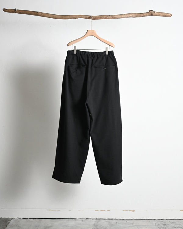 2TUCK SWEAT PANTS, black