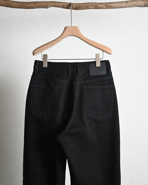 ASHLEY JEANS, ONE WASH BLACK DENIM