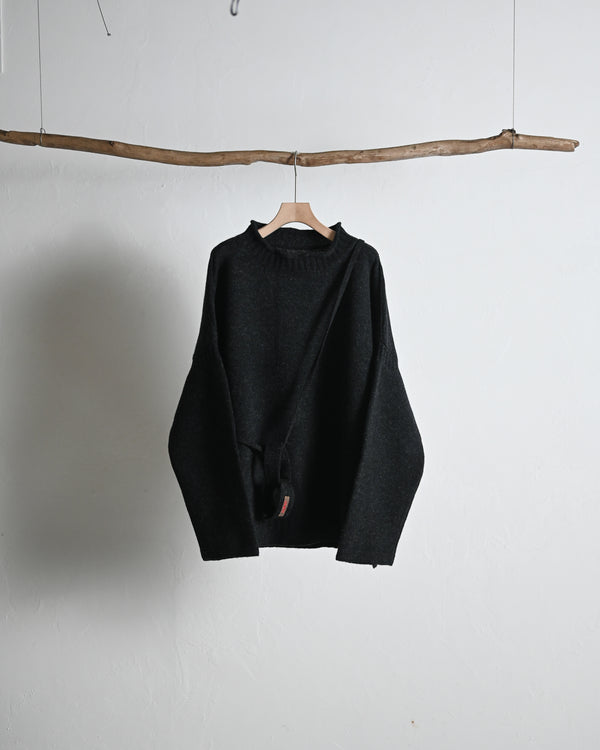 LAMB'S WOOL GUERNSEY SWEATER, blackgray