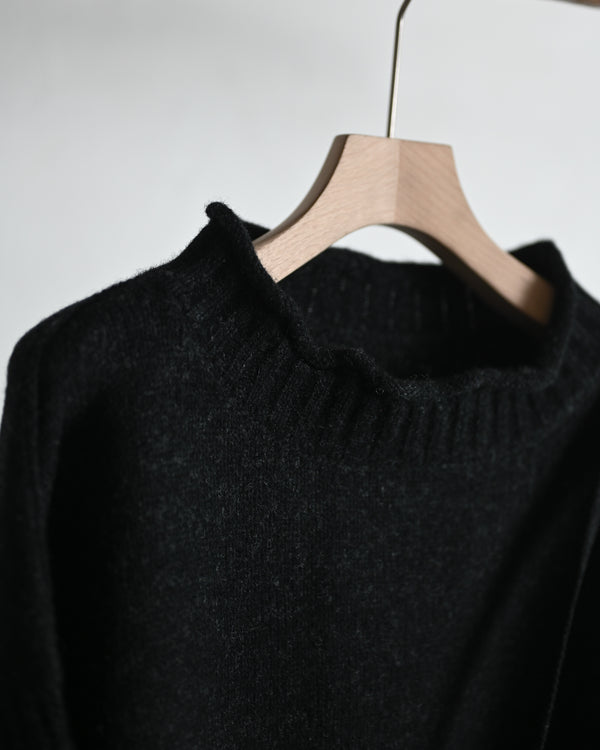 LAMB'S WOOL GUERNSEY SWEATER, blackgray